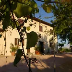 Cardinal Girolamo مزرعة للإقامة مونتيفالكو