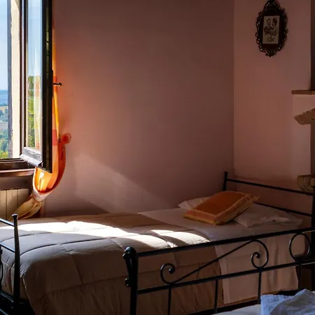 Cardinal Girolamo Bauernhof *