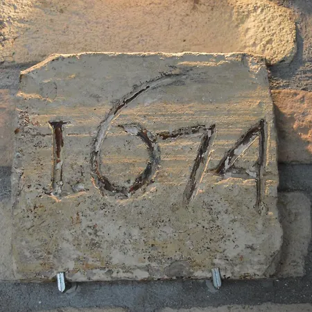 팜스테이 Cardinal Girolamo 몬테팔코